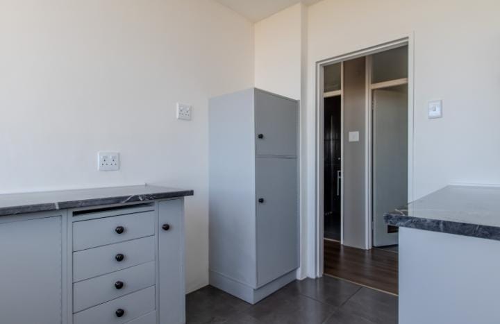 2 Bedroom Property for Sale in Bellville Central Western Cape